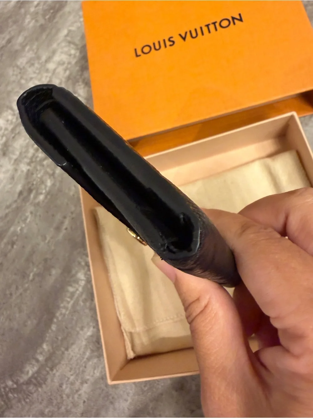 Louis Vuitton 100% authentic